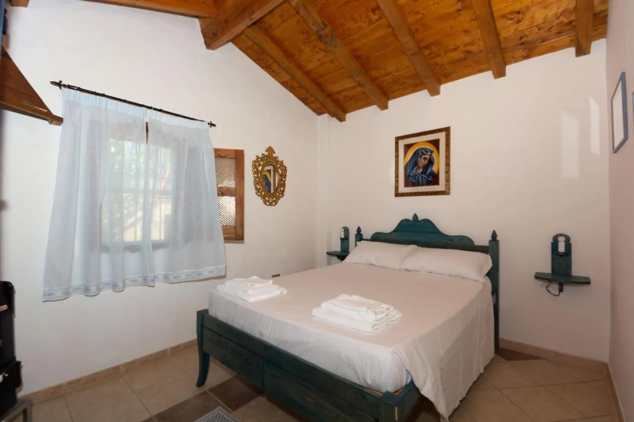 Holiday home Villa L'Oliveto Oliena