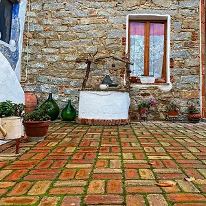 Bed & Breakfast Corte San Lussorio, Oliena
